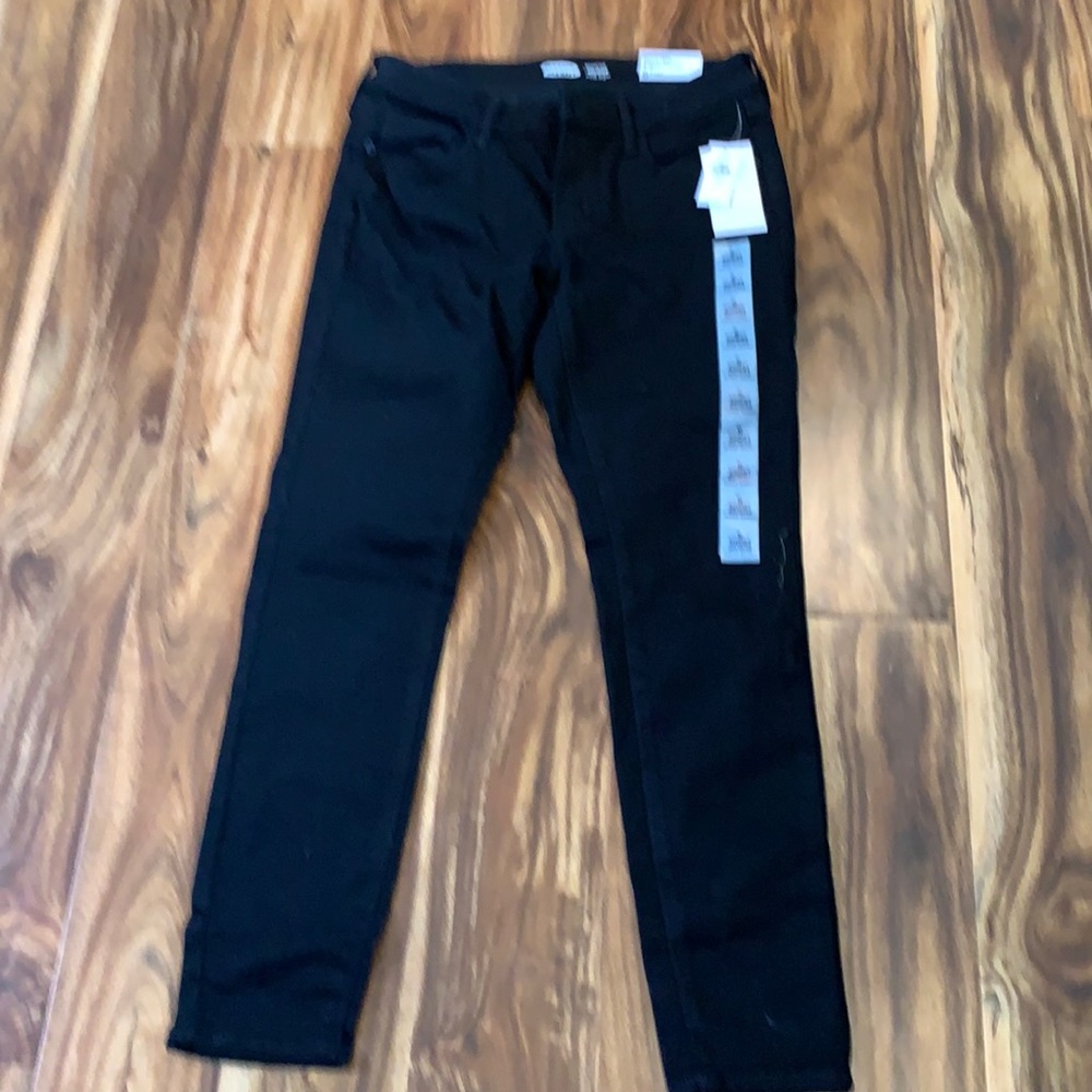 Black skinny jeans